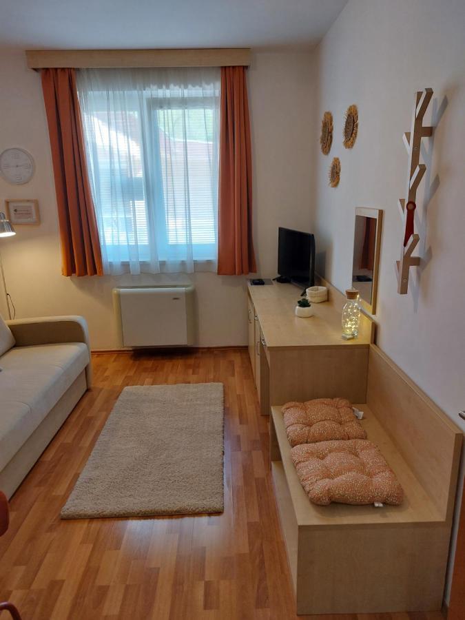 Myrelax Apartment - Hajdúszoboszló Exterior foto