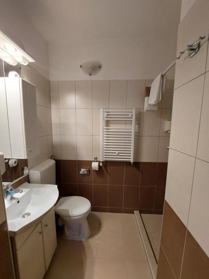 Myrelax Apartment - Hajdúszoboszló Exterior foto